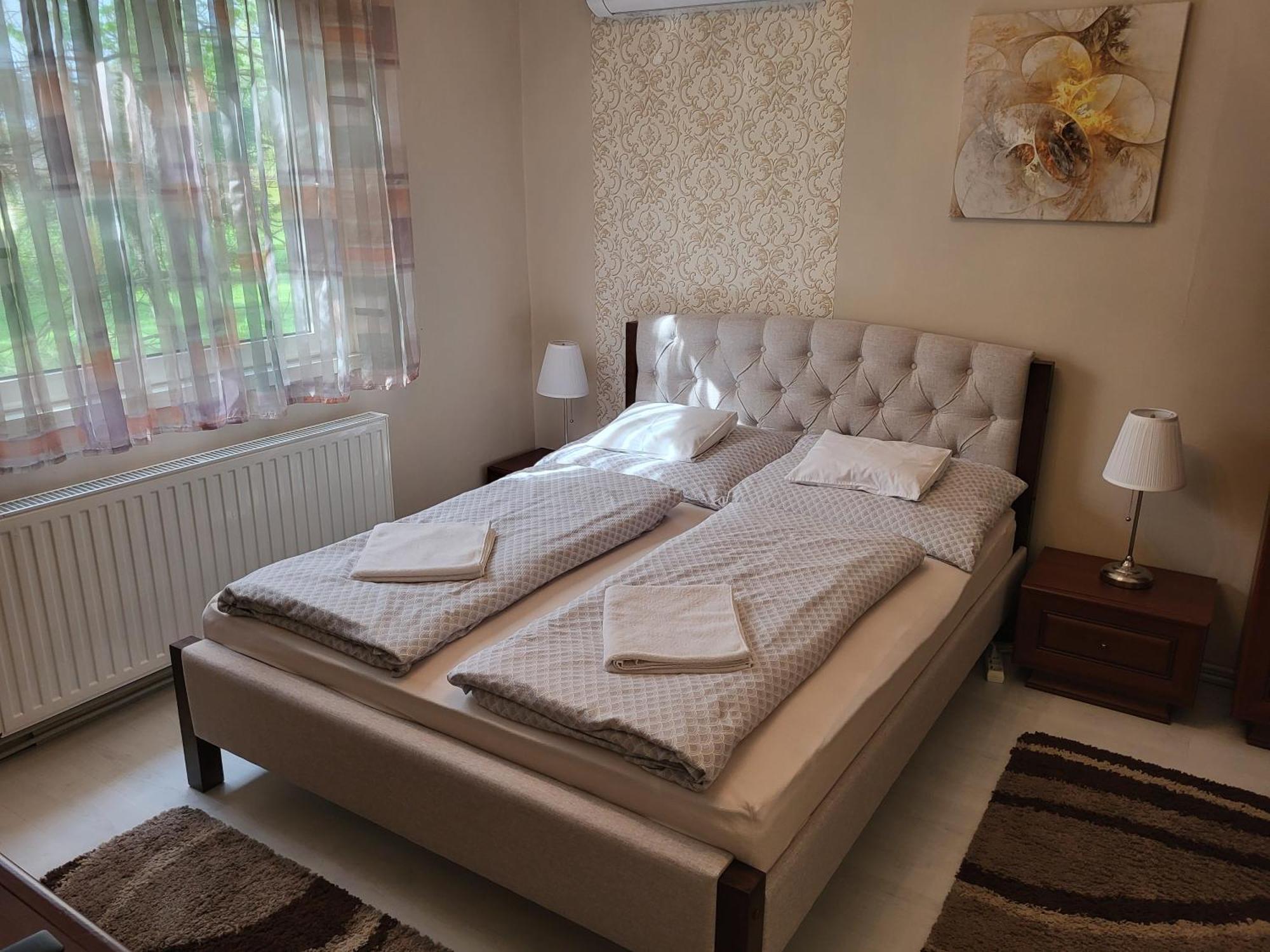 Jókai Apartman Szarvas Bagian luar foto